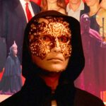 'De olhos bem fechados', de Stanley Kubrick, está no meio de uma renascença, impulsionada principalmente pelos arquivos de Epstein e pelas teorias da conspiração selvagens que cercam a morte súbita do diretor