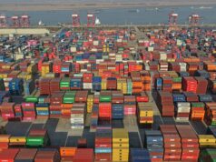 Déficit comercial dos EUA aumenta em dezembro com aumento das importações Déficit comercial dos EUA aumenta em dezembro com aumento das importações