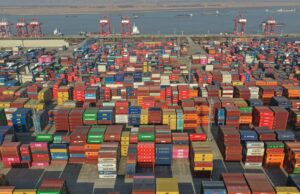 Déficit comercial dos EUA aumenta em dezembro com aumento das importações Déficit comercial dos EUA aumenta em dezembro com aumento das importações