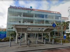 Deixe as crianças e seus médicos em paz O procurador-geral da Califórnia, Rob Bonta, falando em uma entrevista coletiva sobre processar a Casa Branca para restaurar o financiamento do SNAP.