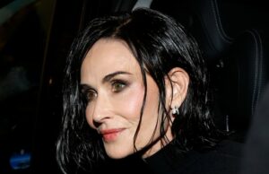 Demi Moore corta seus longos cabelos depois de dizer que nunca mais quis fazer isso Demi-Moore-GettyImages-2263870276