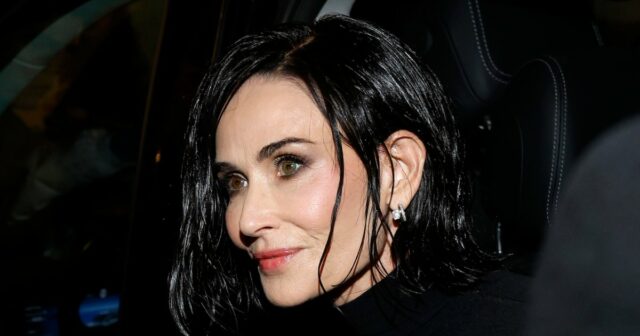 Demi Moore corta seus longos cabelos depois de dizer que Demi-Moore-GettyImages-2263870276