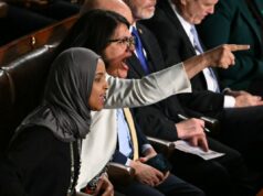 Democratas e Trump trocam golpes durante o momento ardente da SOTU: ‘Mentiroso’ Democratas e Trump trocam golpes durante o momento ardente da SOTU: 'Mentiroso'