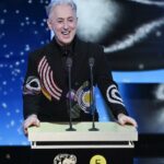 Dentro da sala do BAFTA Awards, organizado por Alan Cumming, além de uma lista completa dos vencedores