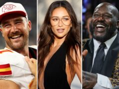 Dentro das festas repletas de estrelas do Super Bowl 2026 Lala Kent e Ambyr Childers vestindo camisetas vermelhas do Super Bowl 2026, em frente a uma tela exibindo seus