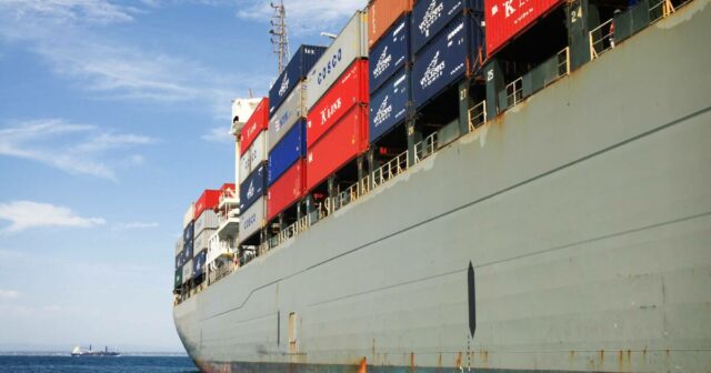 Desnudado: por dentro do plano trabalhista para fazer os agricultores pagarem milhões a mais pelas exportações
