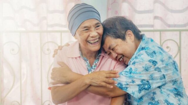 Dicas e como usar fraldas para adultos corretamente para idosos
