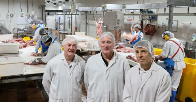 Dinheiro começará a fluir conforme anunciados beneficiários de subsídios de transição para exportação
