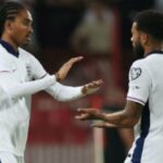 Do campo à oração: a história de Djed Spence, o primeiro muçulmano da seleção inglesa