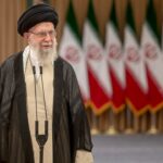 Documentos vazados expõem o plano mortal secreto de Khamenei para esmagar os protestos no Irã