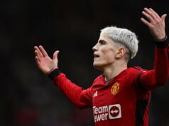 Dois anos depois do incrível momento do Man Utd que ‘deveria entusiasmar todos os torcedores’, um jogador está se agarrando Manchester United x West Ham United - Premier League