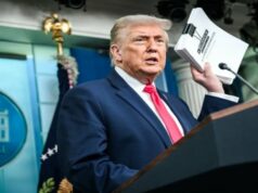 Donald Trump é mencionado centenas de vezes nos arquivos criminais de Jeffrey Epstein Donald Trump é mencionado centenas de vezes nos arquivos criminais de Jeffrey Epstein