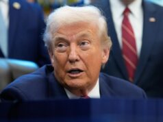 Donald Trump reage enquanto Clinton se prepara para testemunhar sobre Epstein Donald Trump reage enquanto Clinton se prepara para testemunhar sobre Epstein