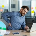 Dor crônica nas costas pode ser aliviada com medicamento já nas prateleiras das farmácias: estudo