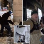 Duo se torna viral por limpar calçadas de Nova York gratuitamente após Winter Storm Fern: 'Grande senso de comunidade'