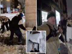 Duo se torna viral por limpar calçadas de Nova York gratuitamente após Winter Storm Fern: ‘Grande senso de comunidade’ Duo se torna viral por limpar calçadas de Nova York gratuitamente após Winter Storm Fern: 'Grande senso de comunidade'