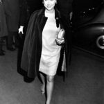 Princesa Margaret, fotografada em sua chegada ao Criterion Theatre, Londres, em 1969