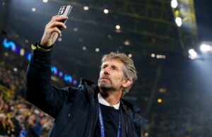 Edwin van der Sar escolhe quem ele preferia entre Louis van Gaal e Sir Alex Ferguson Edwin van der Sar escolhe quem ele preferia entre Louis van Gaal e Sir Alex Ferguson