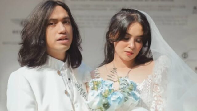 Em pé de guerra! Ayushita é casada secretamente com o músico Gerald Situmorang
