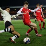 Emprestado do Man Utd ganha prêmio de jogador do mês em seu clube após excelentes atuações