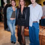 Agora, os Beckham recorreram ao filho mais novo, Cruz (à direita), para lançar sua carreira em meio à rivalidade com o filho mais velho, Brooklyn.