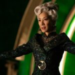 Enquanto Michelle Yeoh recebe sua estrela na Calçada da Fama de Hollywood, aqui estão cinco filmes para assistir