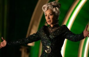 Enquanto Michelle Yeoh recebe sua estrela na Calçada da Fama de Hollywood, aqui estão cinco filmes para assistir Enquanto Michelle Yeoh recebe sua estrela na Calçada da Fama de Hollywood, aqui estão cinco filmes para assistir