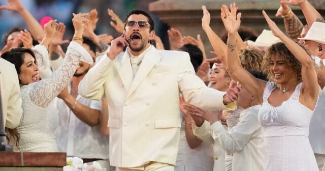 Ensaio: Decodificando o show triunfalmente porto-riquenho do intervalo do Super Bowl de Bad Bunny
