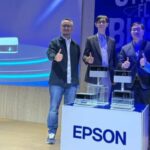 Epson Lifestudio pode ser girado até o teto e levado em viagens