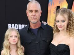 Eric Dane compartilha uma mensagem para suas duas filhas em sua última entrevista Estreia da Columbia Pictures em Los Angeles