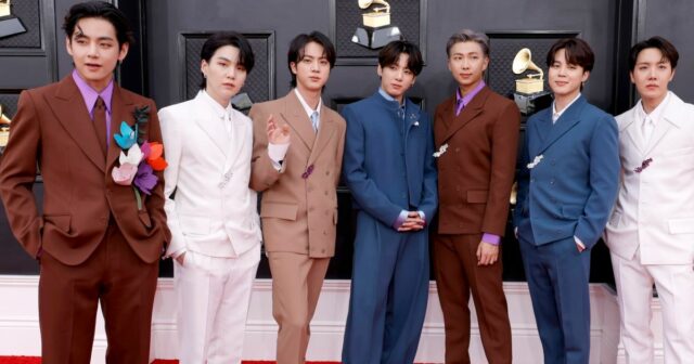 BTS anuncia primeiro novo álbum em 6 anos após completar o serviço militar GettyImages-1389407677