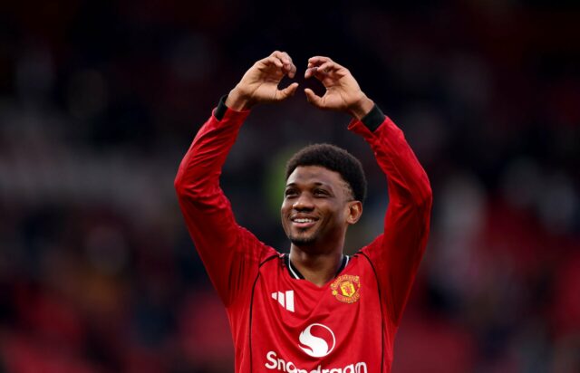 Amad comemora no final da partida