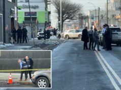 Espectador inocente, 23, baleado em bairro movimentado de Nova York Policiais investigam uma cena de crime onde uma mulher foi baleada na perna.