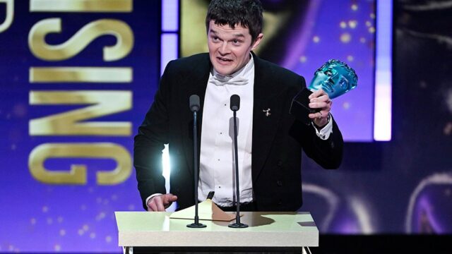 Estrela de 'I Swear', Robert Aramayo, em estado de choque Estrela de 'I Swear', Robert Aramayo, em estado de choque após ser nomeado melhor ator pelo BAFTA, em vez de Leonardo DiCaprio e Timothée Chalamet: 'Honestamente, não posso acreditar que ganhei'
