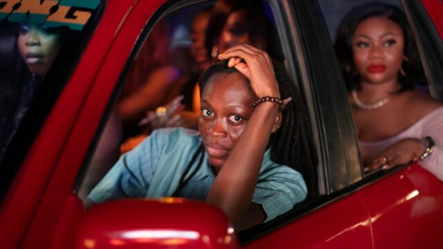 Estrelas nigerianas de 'Lady's' criticam a 'desumanização' da proibição de Estrelas nigerianas de 'Lady's' criticam a 'desumanização' da proibição de viagens de Trump, elogiam a 'irmandade' por trás do vencedor do prêmio de Sundance e jogador de Berlim