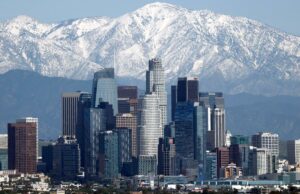 Eu amo LA – mas estou trabalhando o dobro pela metade Eu amo LA - mas estou trabalhando o dobro pela metade