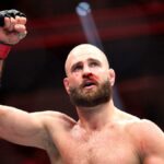 Evento principal do UFC 327 anunciado: Prochazka enfrentará Ulberg após Pereira desocupar o título dos meio-pesados