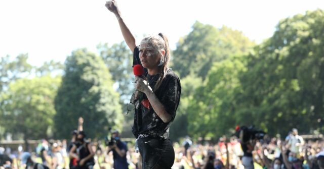 Vanessa Turnbull-Roberts fez acusações de assédio sexual e agressão sexual durante seu tempo em Canberra.