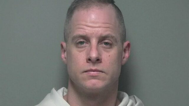 Ex-concorrente do 'American Idol' Caleb Flynn acusado de assassinato de esposa
