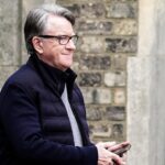 Ex-embaixador do Reino Unido nos EUA preso por suspeita de má conduta em cargo público