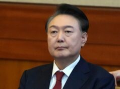 Ex-presidente sul-coreano condenado à prisão perpétua por impor lei marcial Alguns promotores querem dar a pena de morte ao ex-presidente sul-coreano Yoon Suk-yeol.