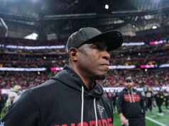 Ex-técnico dos Falcons, Raheem Morris, liderará a defesa dos 49ers Ex-técnico dos Falcons, Raheem Morris, liderará a defesa dos 49ers