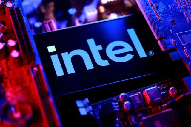 Exclusivo-Intel e AMD notificam clientes na China sobre longas esperas por CPUs
