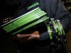 Extrema direita alemã corteja trabalhadores automotivos insatisfeitos Yahoo news home