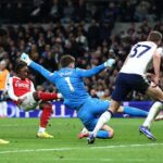 Eze machuca o Tottenham novamente para reacender as esperanças de título do Arsenal com vitória por 4-1