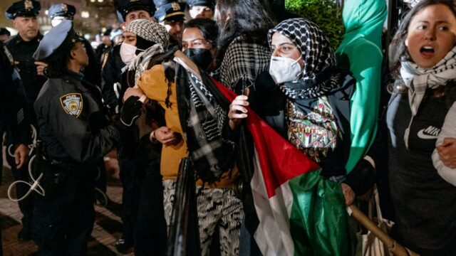 Família dos EUA exige libertação de manifestante pró-Palestina após hospitalização
