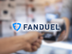 FanDuel interromperá depósitos com cartão de crédito em todo o país em 2 de março Logotipo FanDuel centrado sobre um fundo desfocado de uma pessoa segurando um smartphone e um cartão de pagamento. FanDuel interromperá depósitos com cartão de crédito em todo o país em 2 de março