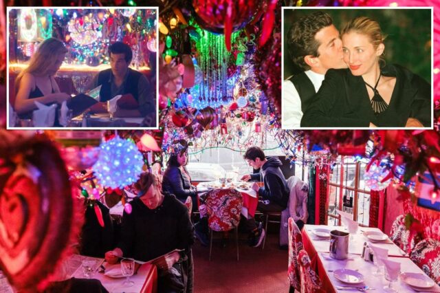 Fãs lotam restaurantes antigos do East Village para recriar JFK Jr., o primeiro encontro de Carolyn Bessette em 'Love Story'
