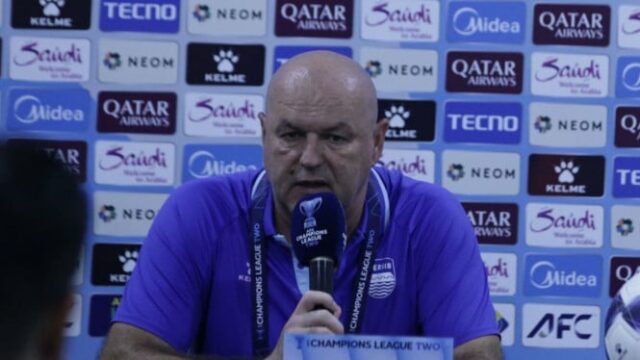 Festa do gol sem treinador à margem, Hodak revela a chave para a vitória esmagadora do Persib por 5 a 0 sobre o Madura United
