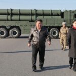 Filha do líder norte-coreano Kim Jong Un vista como futura sucessora: agência de espionagem